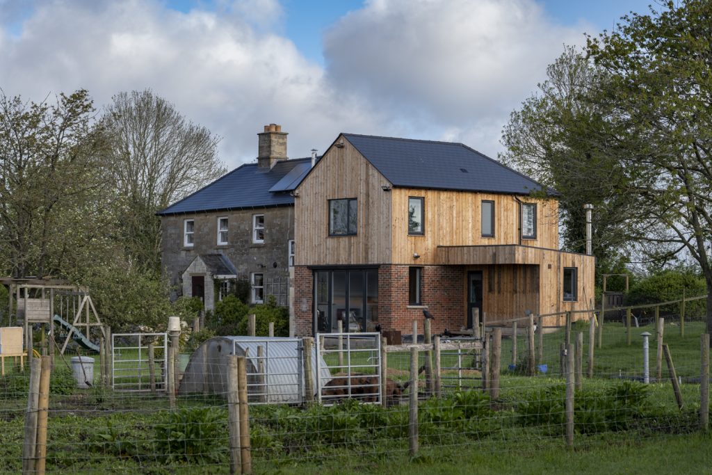 LockHouse_LarchCladding
