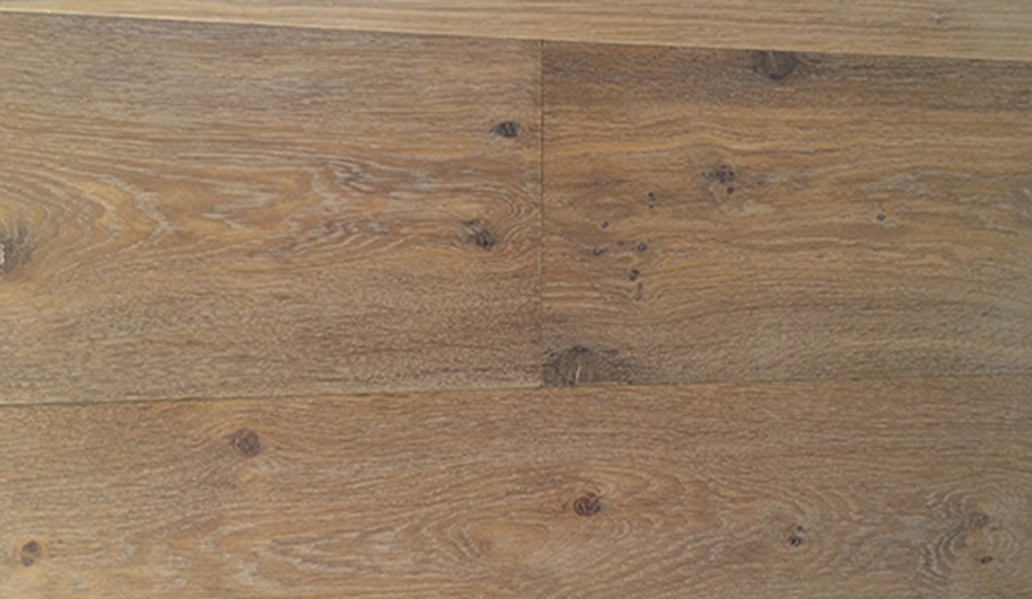 Pre-finished engineered oak floors
