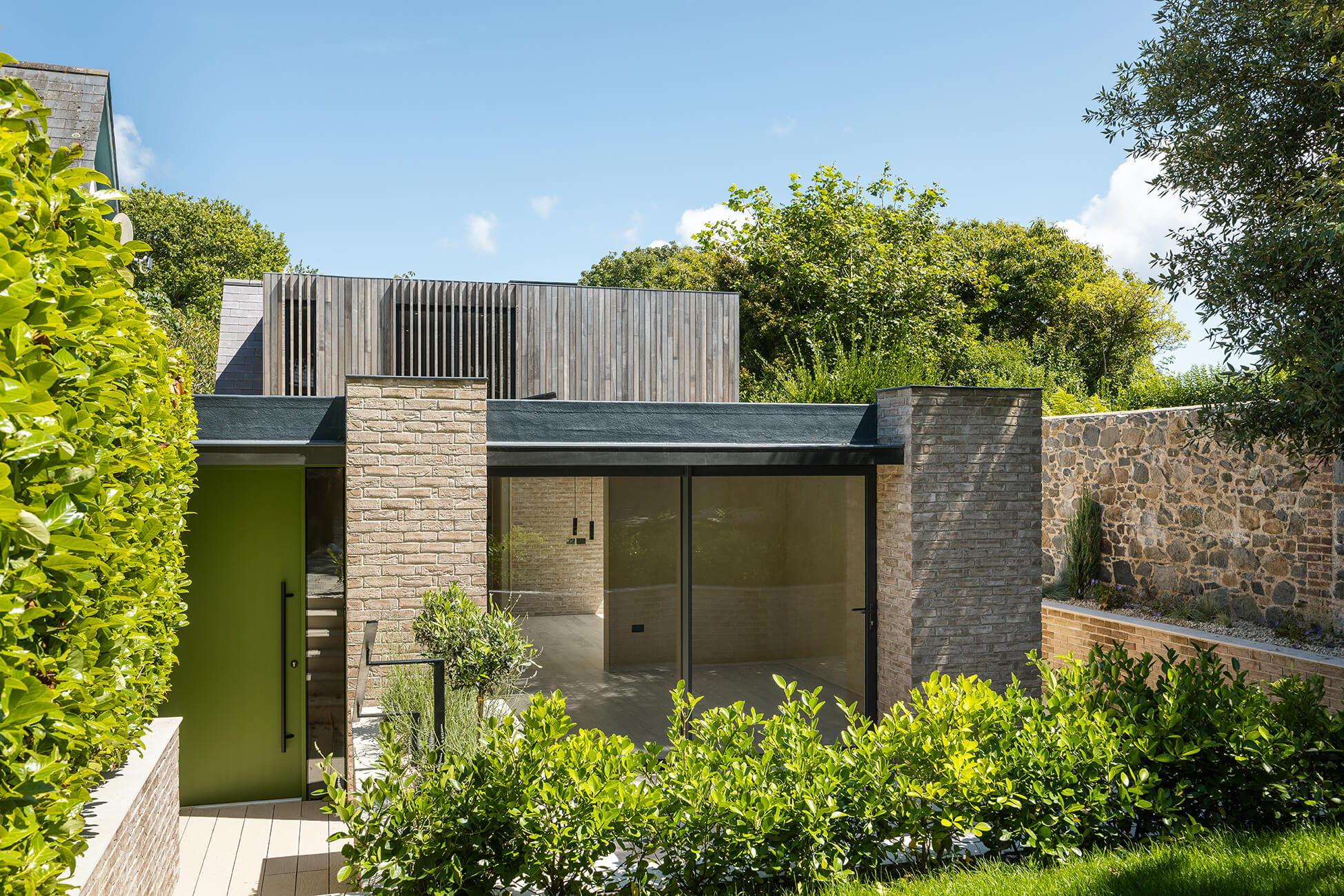 Tranquil contemporary development, embedded in its surroundings